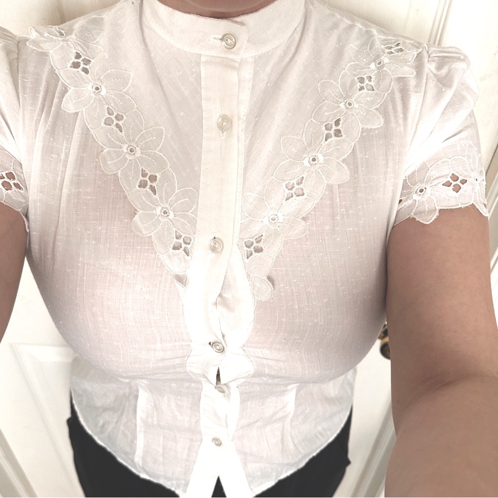 Vintage Large Hampton Place Short Sleeve Button Down Top